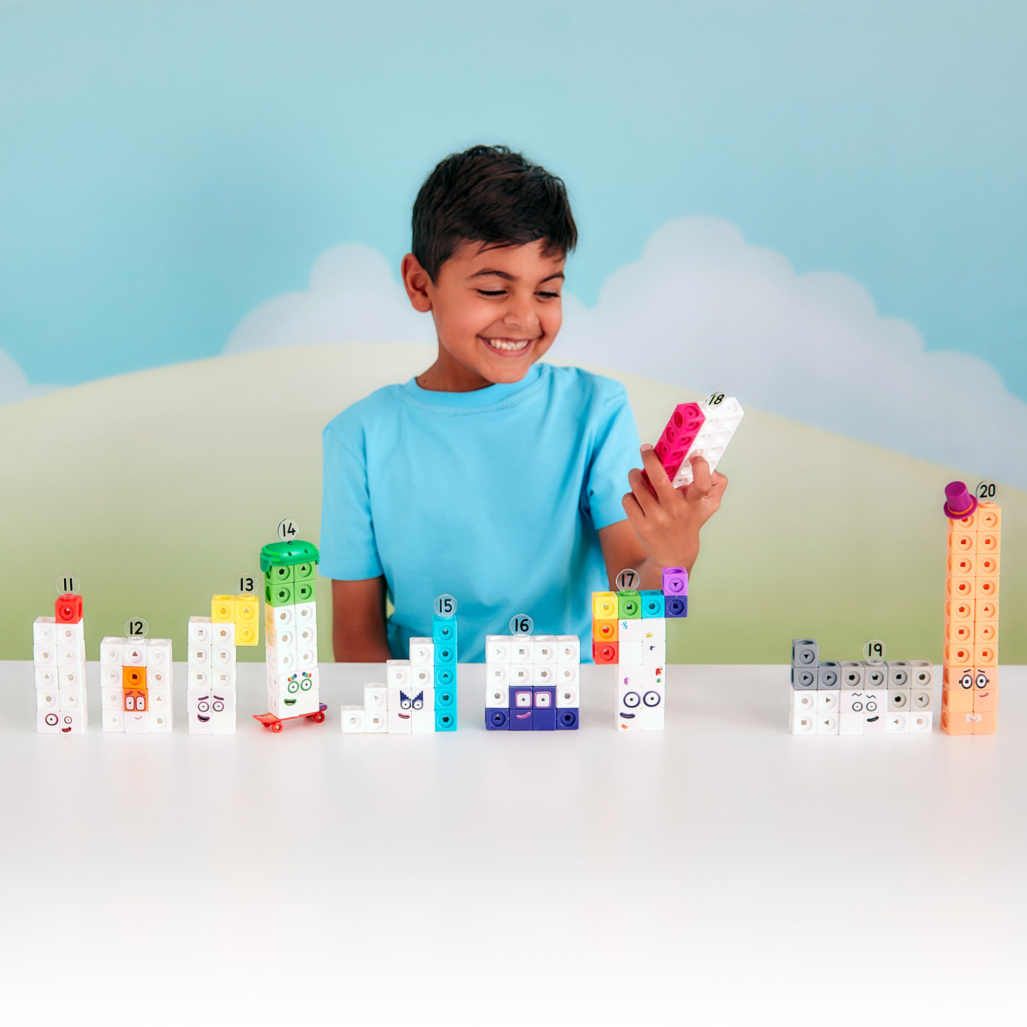 Learning Resources - Mathlink® Cubes Numberblocks 11 - 20 Activity Set - Image 4