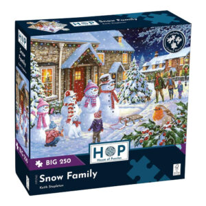 House of Puzzles - Snow Family - XL Pieces - 250 Piece Jigsaw Puzzle