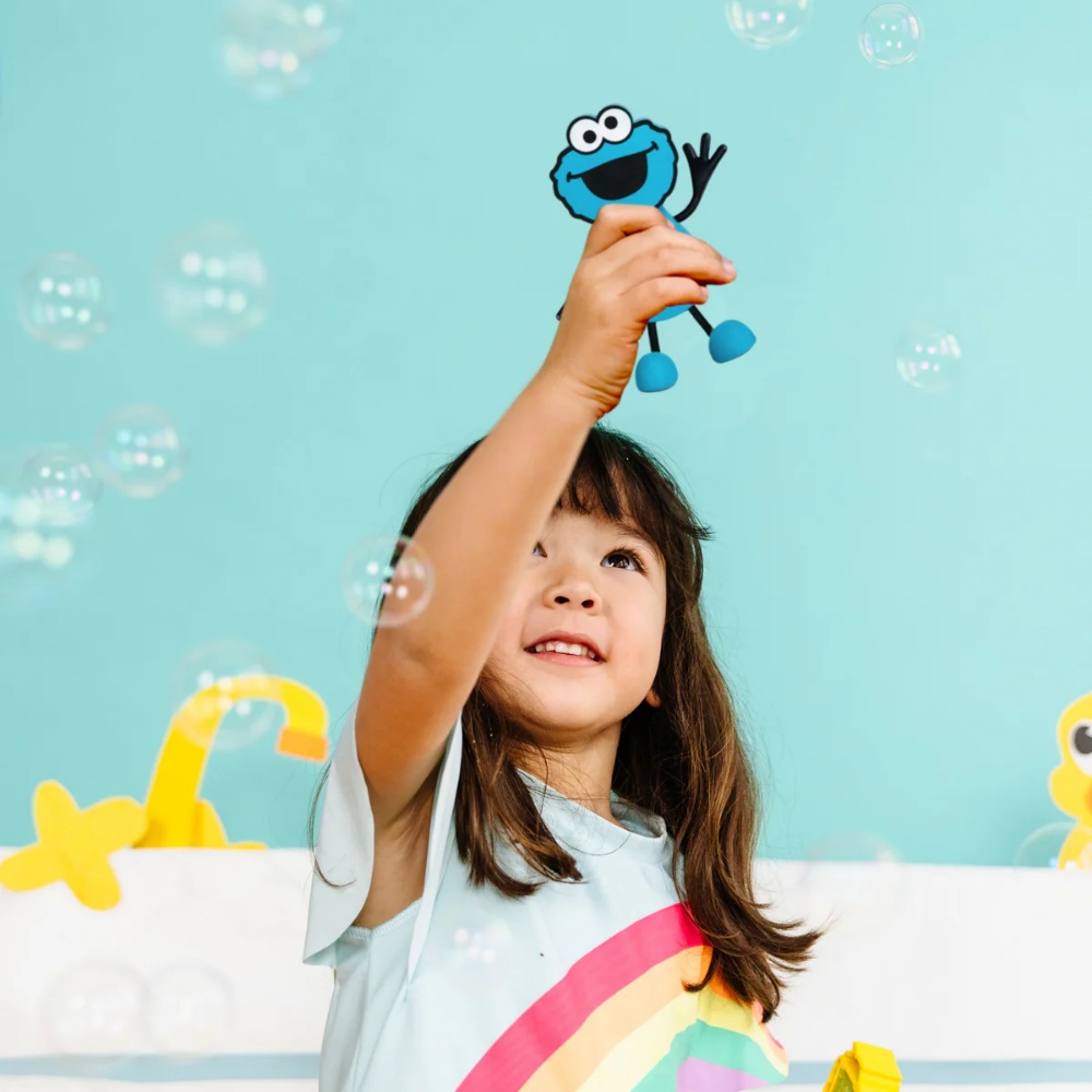 Glo Pals - Water Activated Light-Up Sensory Toys - Cookie Monster Sesame Street - Image 3
