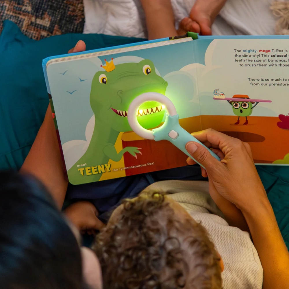 Glo Pals - Light Up Book - Pippa and Her Prehistoric Pals - Image 6