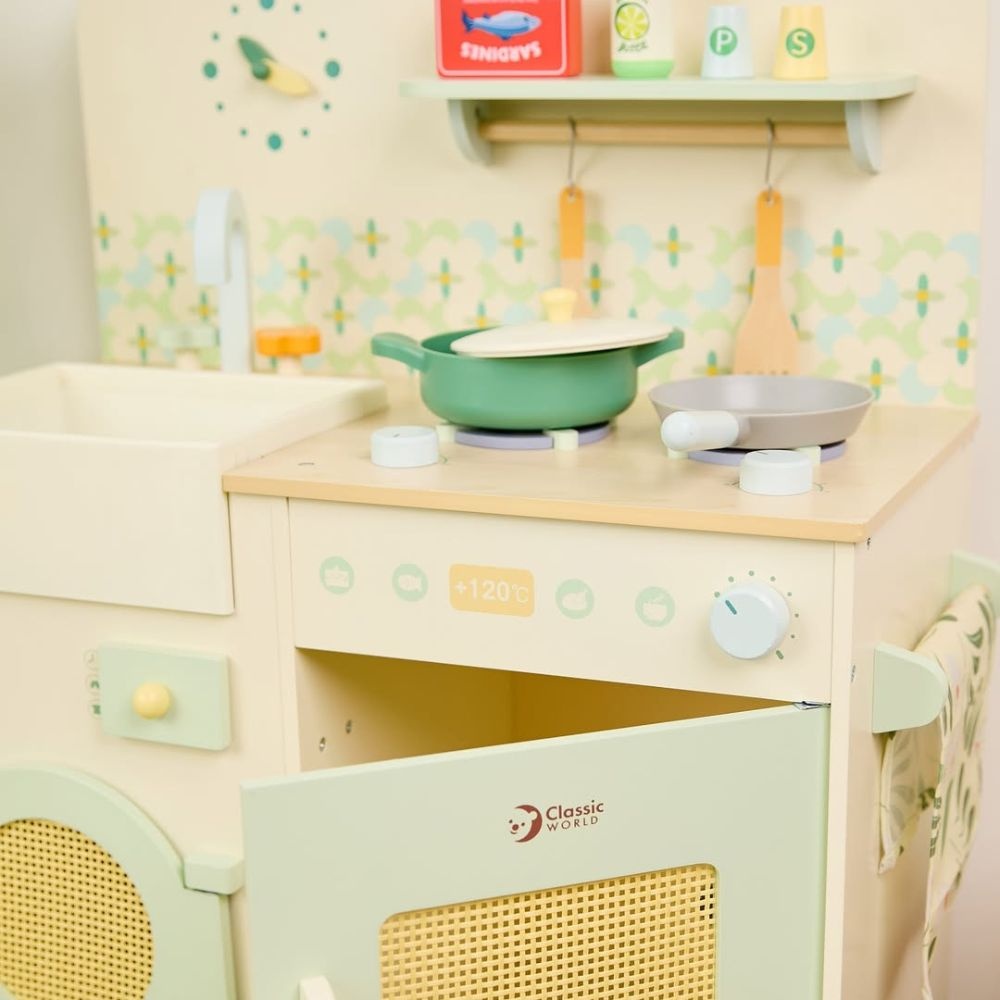 Classic World - Pretend & Play - Wooden Natural Kitchen - 16pcs - Image 5