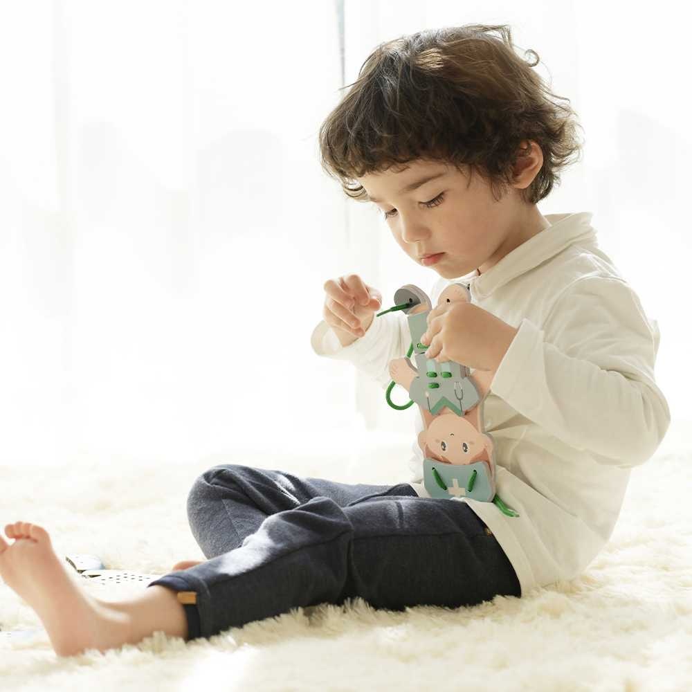 Classic World - 'My Job' Lacing Activity Set: Girl - Image 3