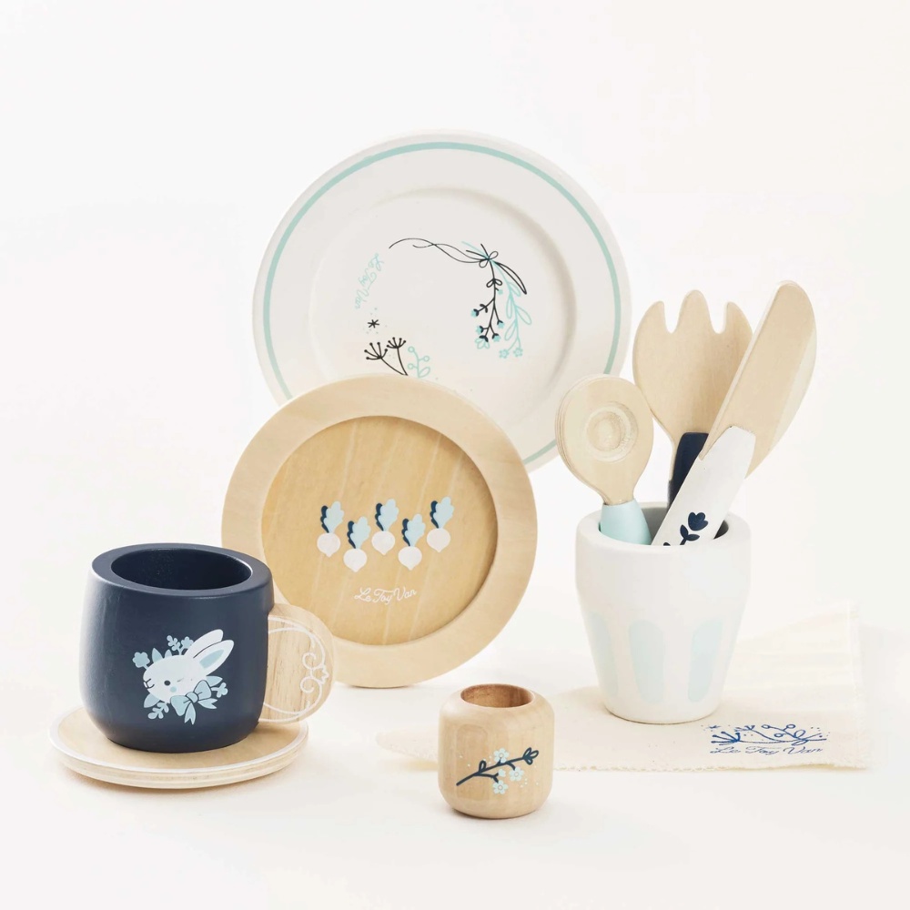 Le Toy Van - Wooden Cutlery & Dinner Set - 10pcs - Image 3