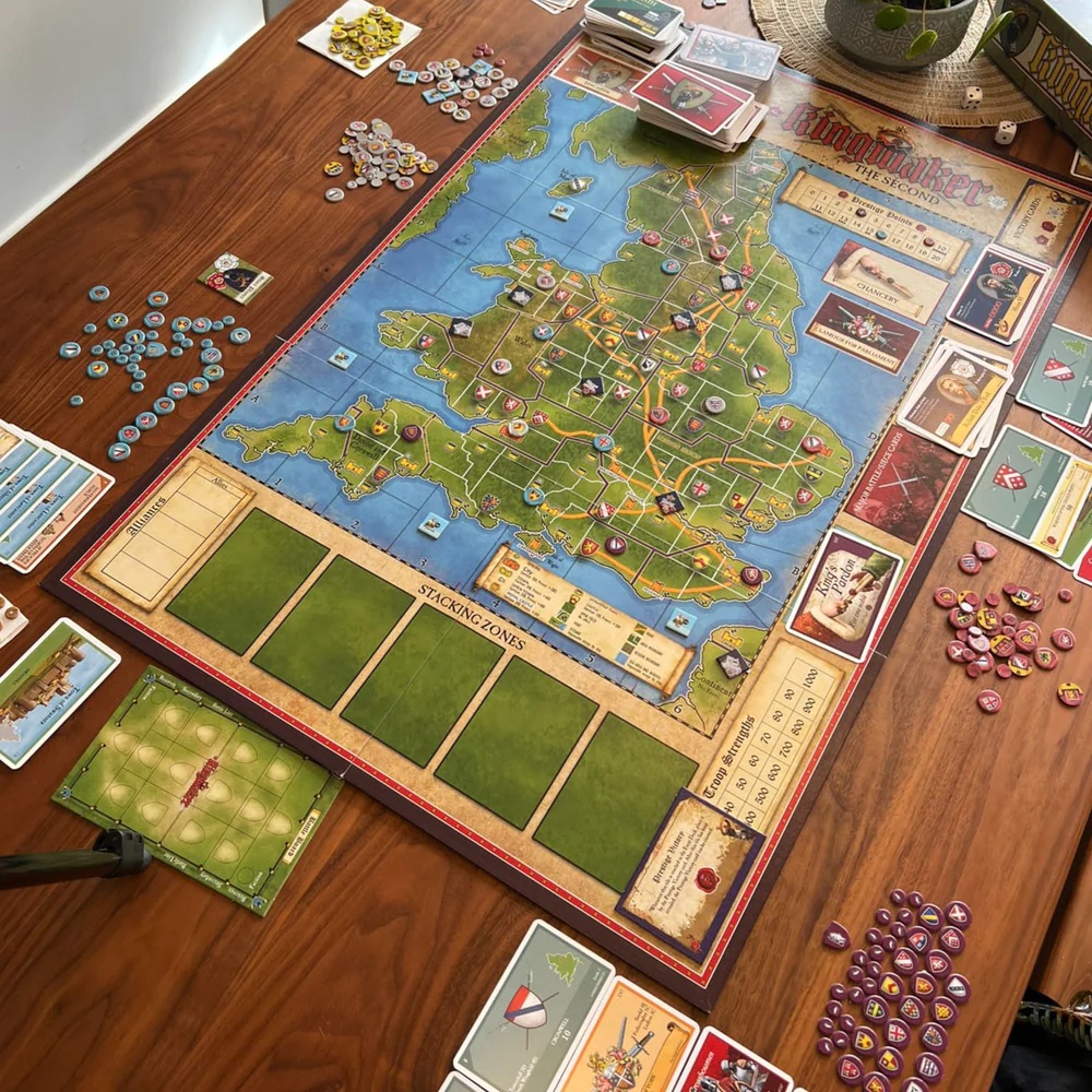 Gibsons - Kingmaker - The Royal Re-Launch - Board Game - Image 2