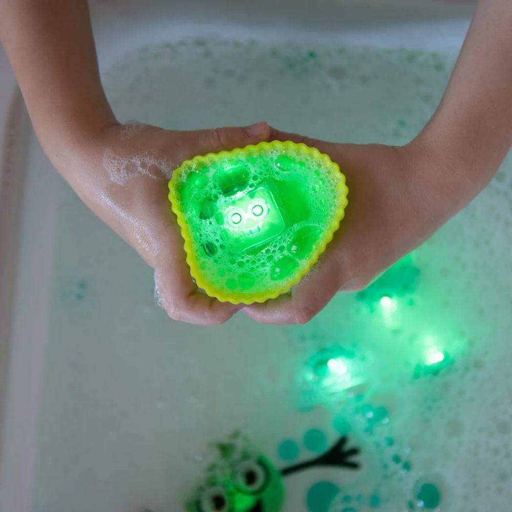 Glo Pals - Water Activated Light-Up Sensory Toys - Pippa (4 Pack) - Image 3