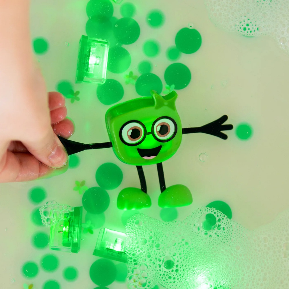 Glo Pals - Water Activated Light-Up Sensory Toys - Pippa - Image 2