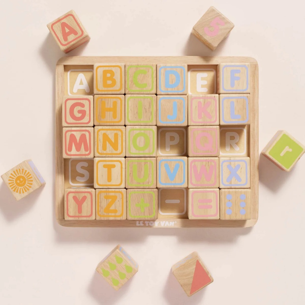 Le Toy Van - ABC Learning Wooden Blocks - 30pcs - Image 3