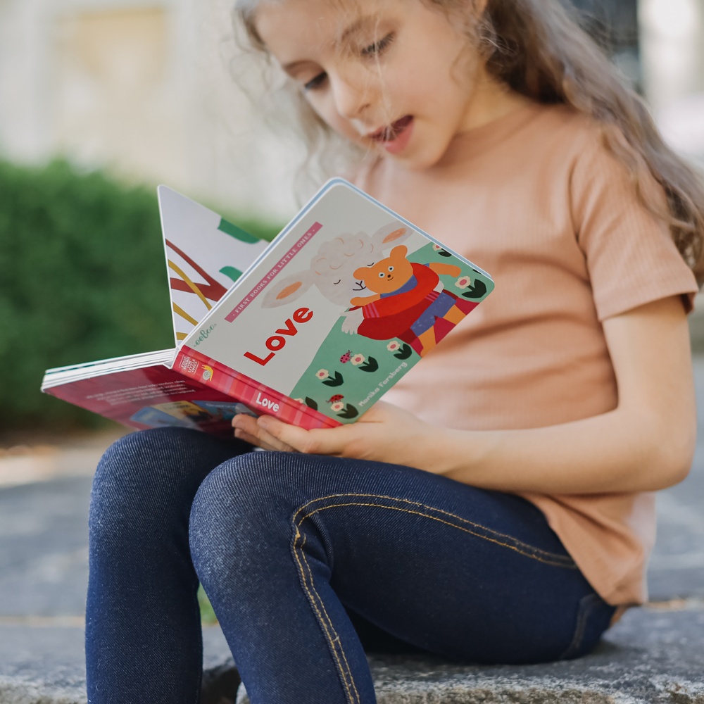 eeBoo - First Books for Little Ones - Love - Picture Board Book - Image 2