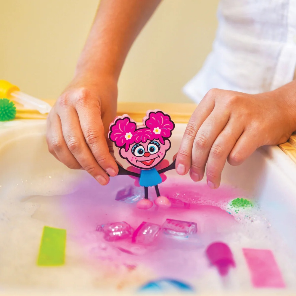 Glo Pals - Water Activated Light-Up Sensory Toys - Abby Sesame Street - Image 6