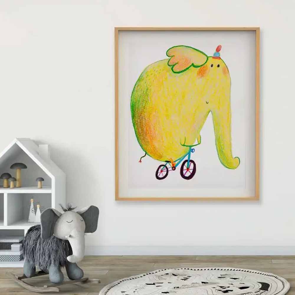 TookyToy - Oil-Based Coloured Pencils & Pencil Sharpener: 24 Colours - Image 2