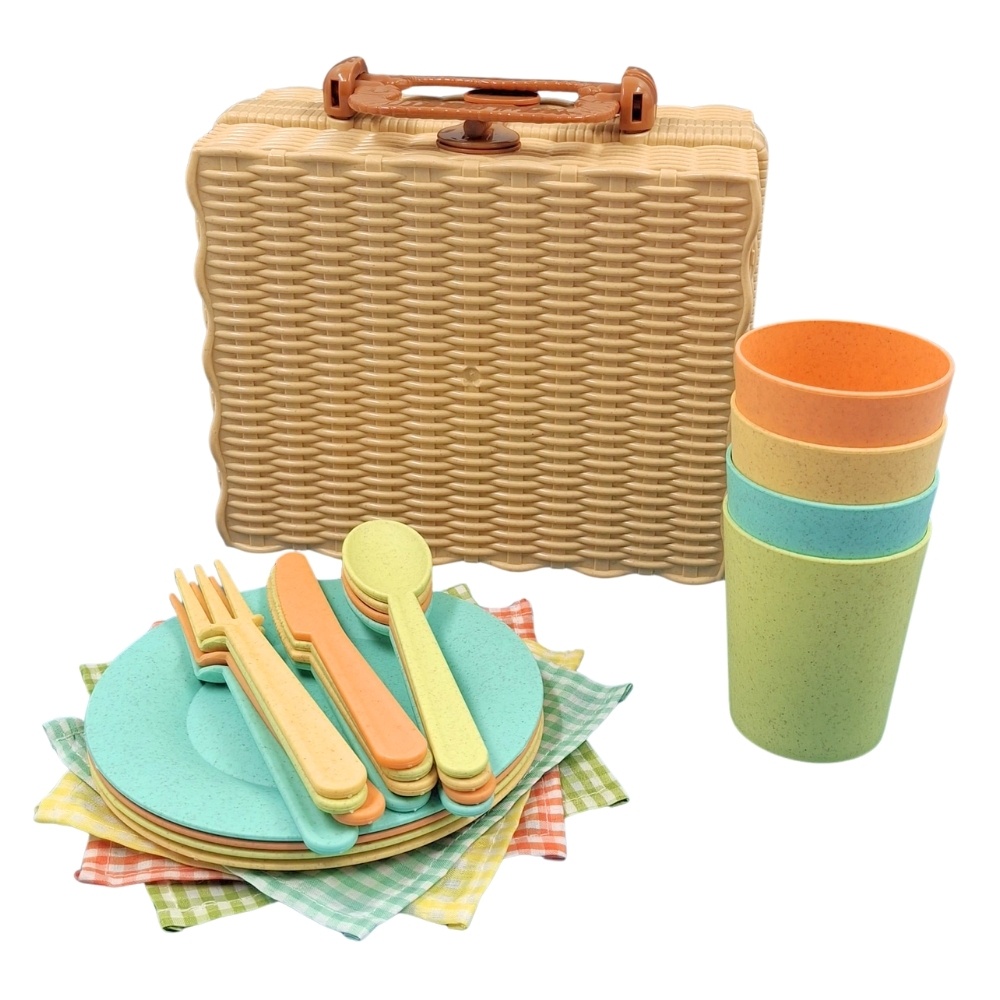 Mingli Toys - Pretend & Play - Picnic Set - Eco-friendly - 25 Pieces - Image 3