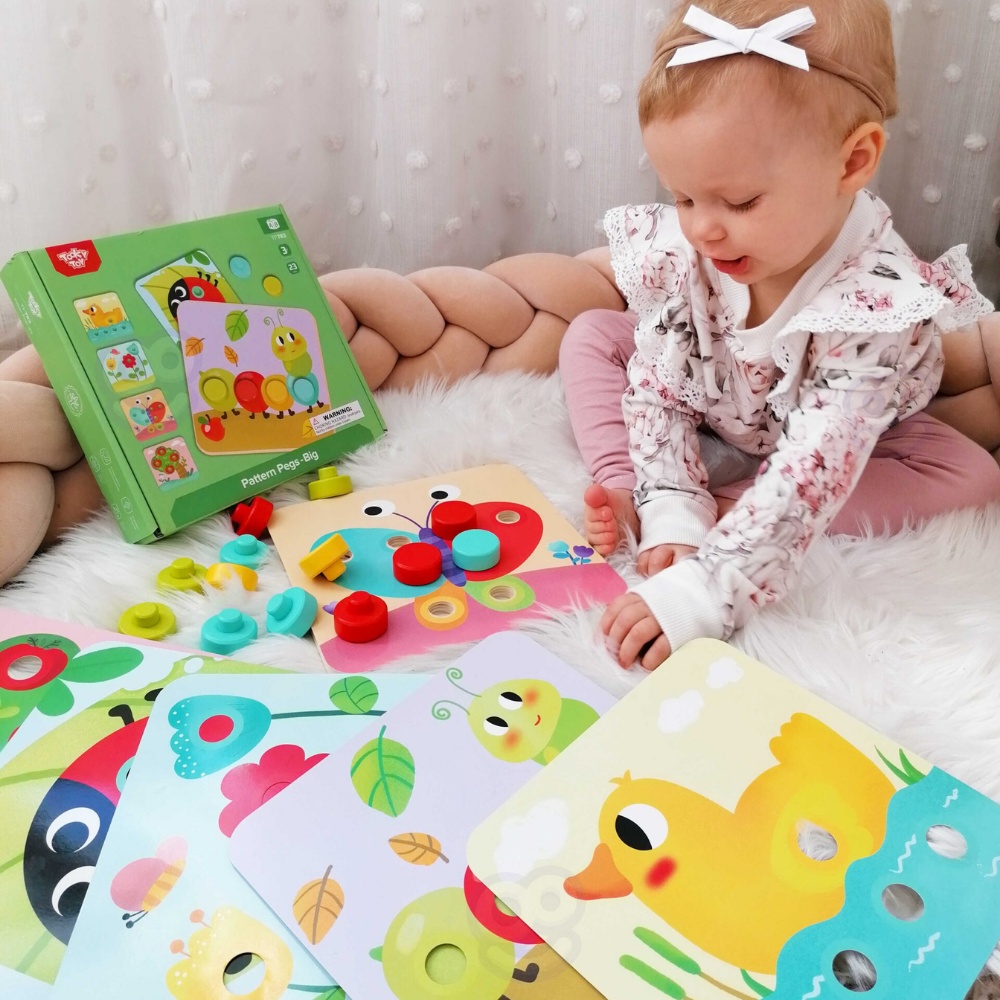 TookyToy - Fine Motor Pegs & Pegboard Activity Set - Image 3