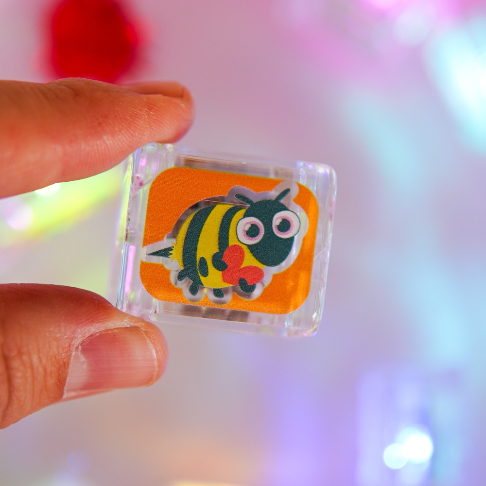 Glo Pals - Water Activated Light-Up Sensory Toys - Love Bugs (6 Pack) - Image 2