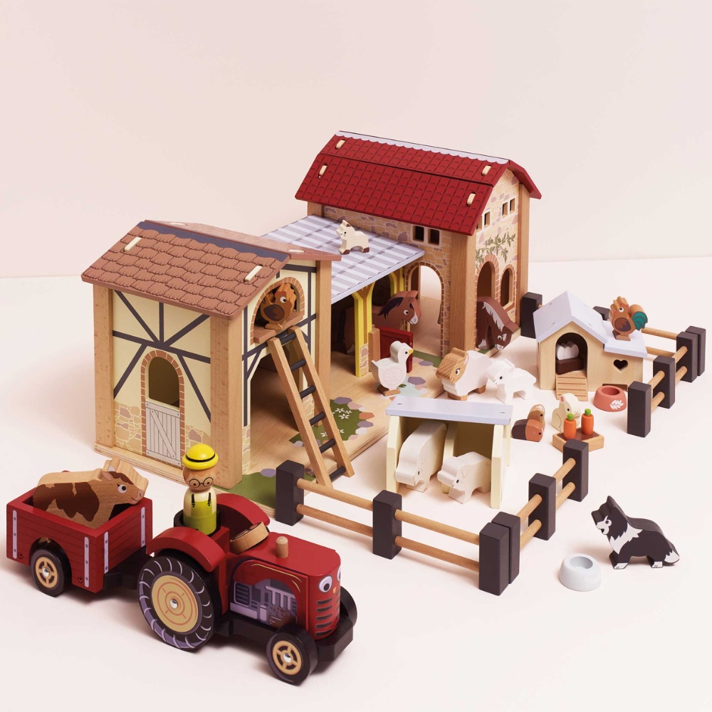Le Toy Van - Wooden Farmyard Stables - Image 5