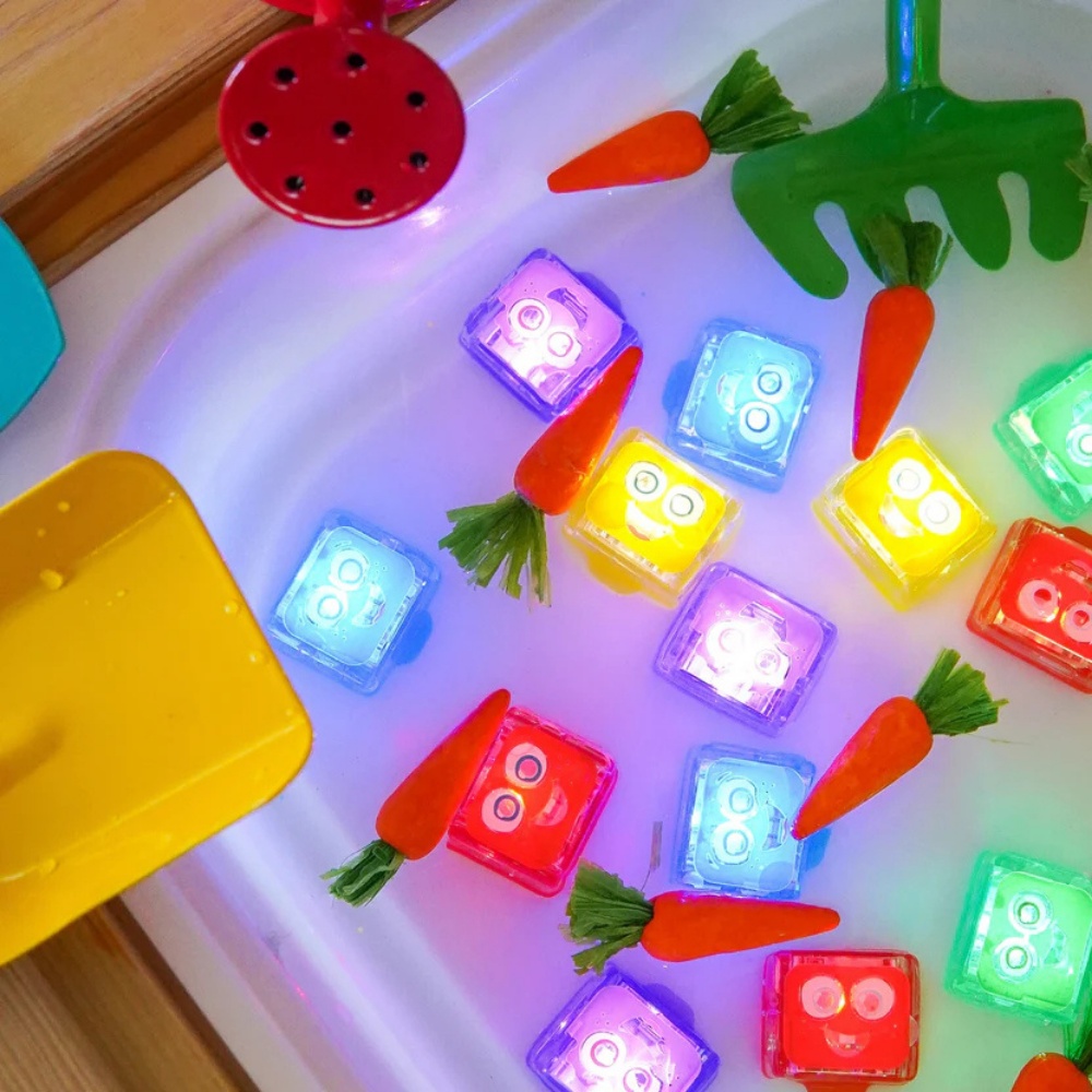Glo Pals - Water Activated Light-Up Sensory Toys - Blair (4 Pack) - Image 5