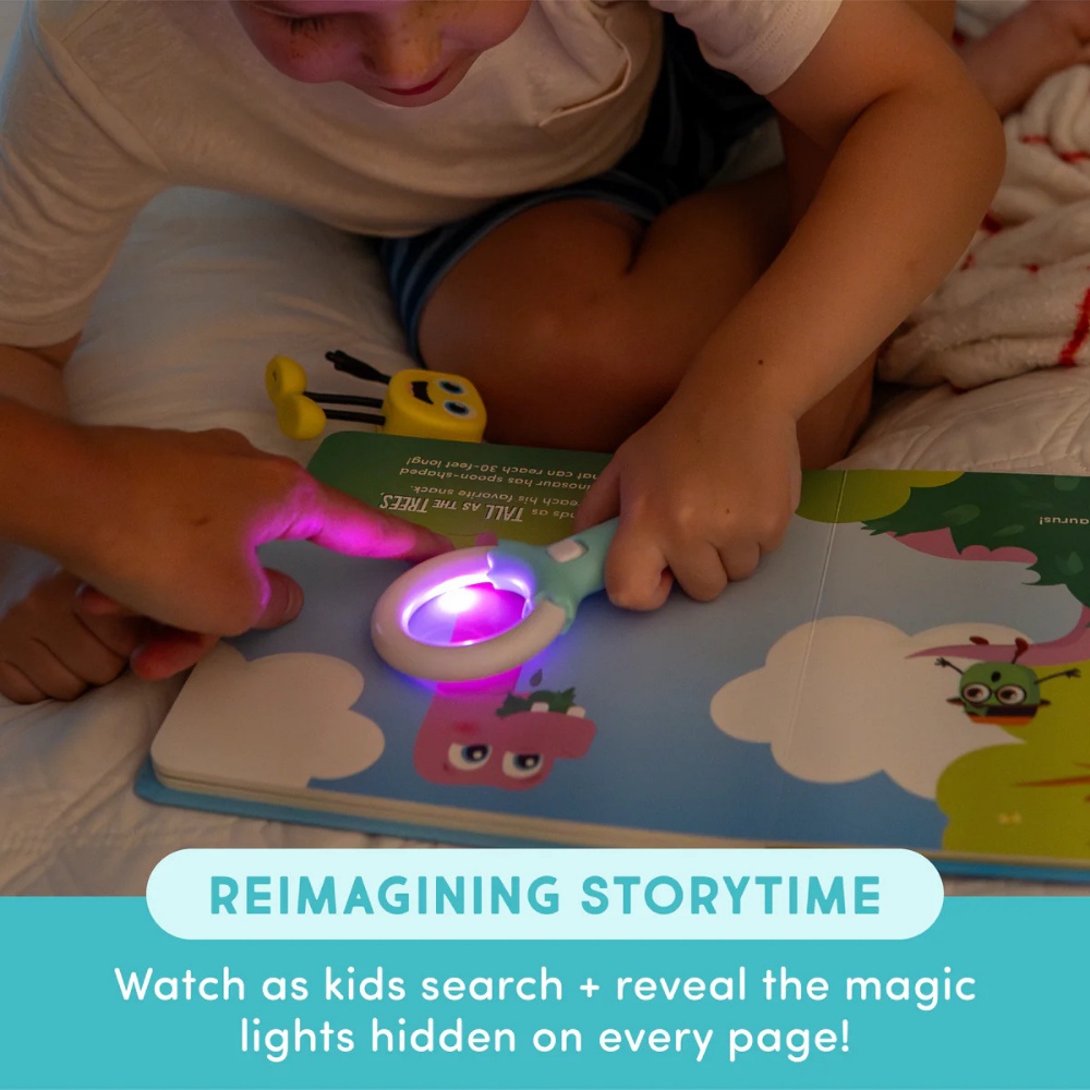 Glo Pals - Light Up Book - Pippa and Her Prehistoric Pals - Image 2