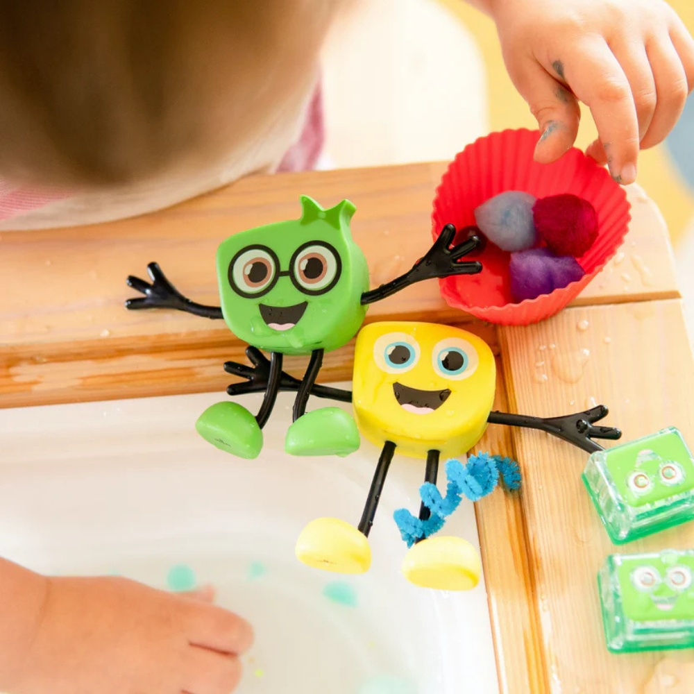 Glo Pals - Water Activated Light-Up Sensory Toys - Pippa - Image 8