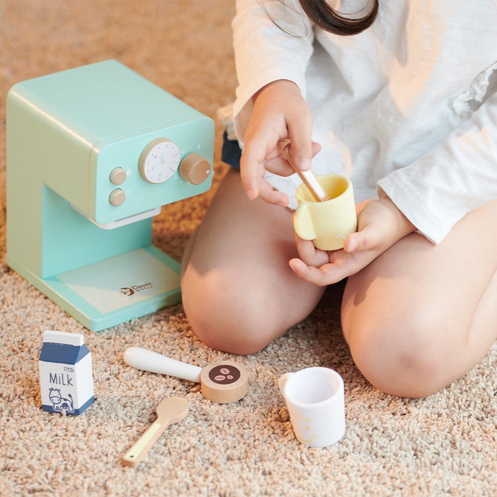Classic World - Pretend & Play - Coffee Maker - Image 3