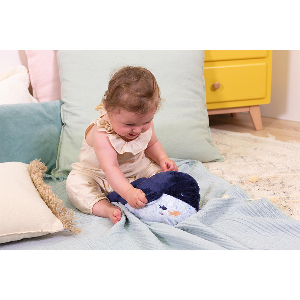 Kaloo - Wellness Soft Toy with Hot & Cold Pack - Whale - 17cm - Image 3
