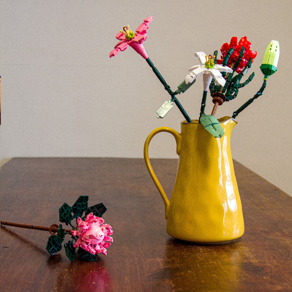 Sluban Building Set: Pleyerid - Flowers - Protea - 219pcs - Image 3